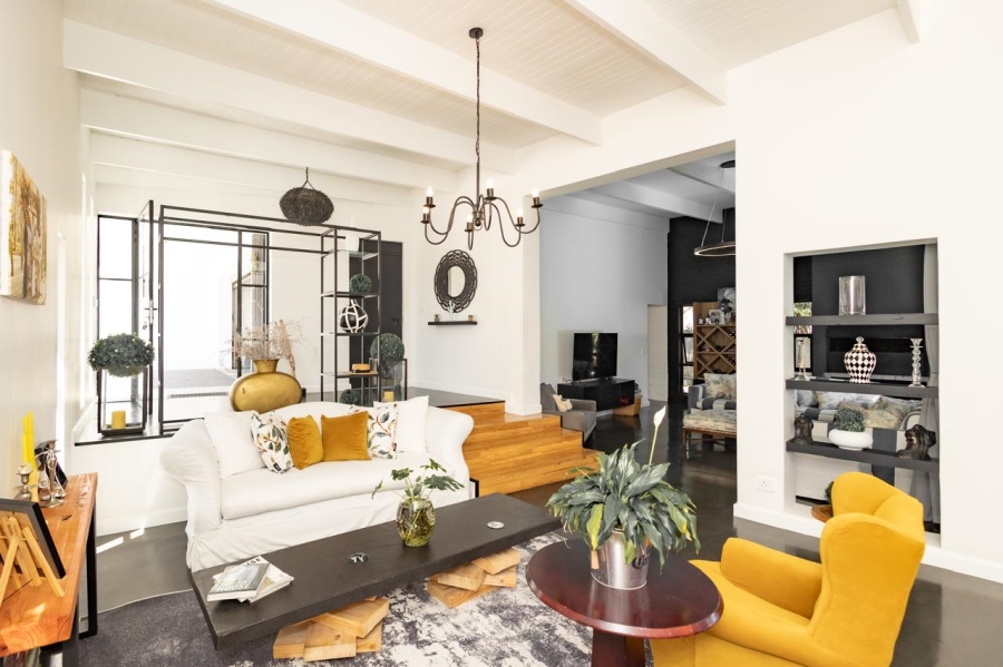 5 Bedroom Property for Sale in Elim Western Cape